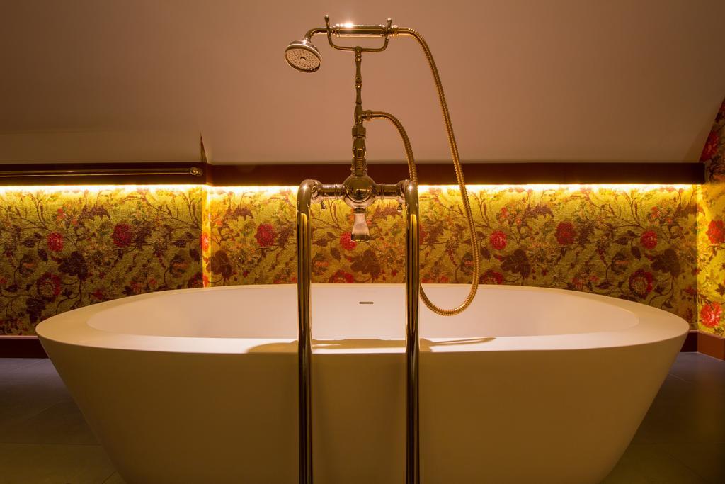 The Royal Suite - R.Q.C. Haga Cameră foto