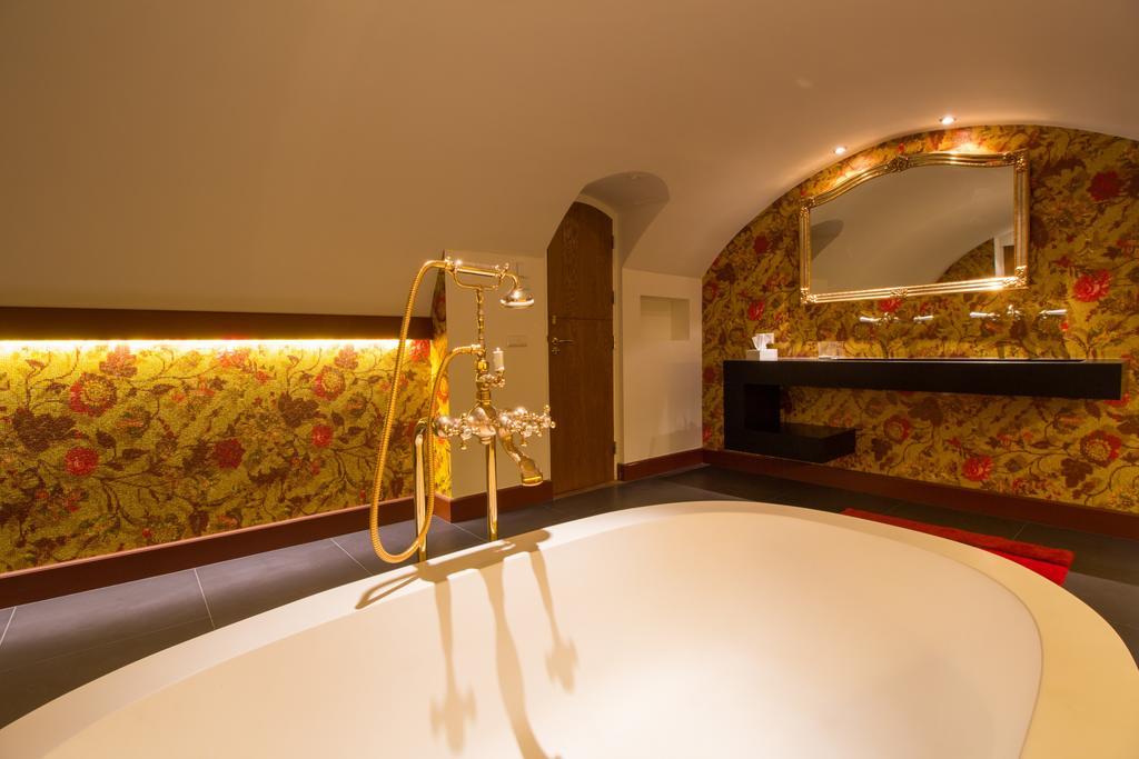 The Royal Suite - R.Q.C. Haga Cameră foto